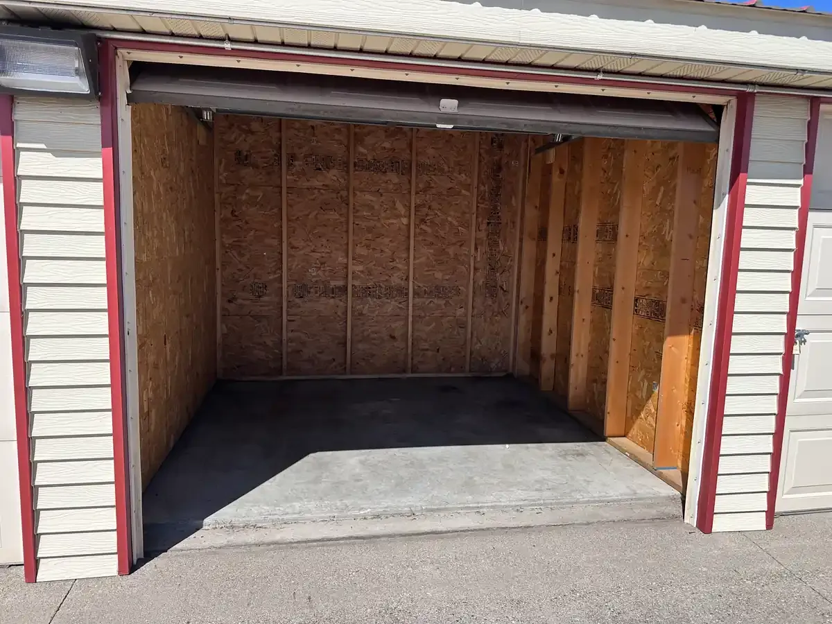 Storage units with roll up doors